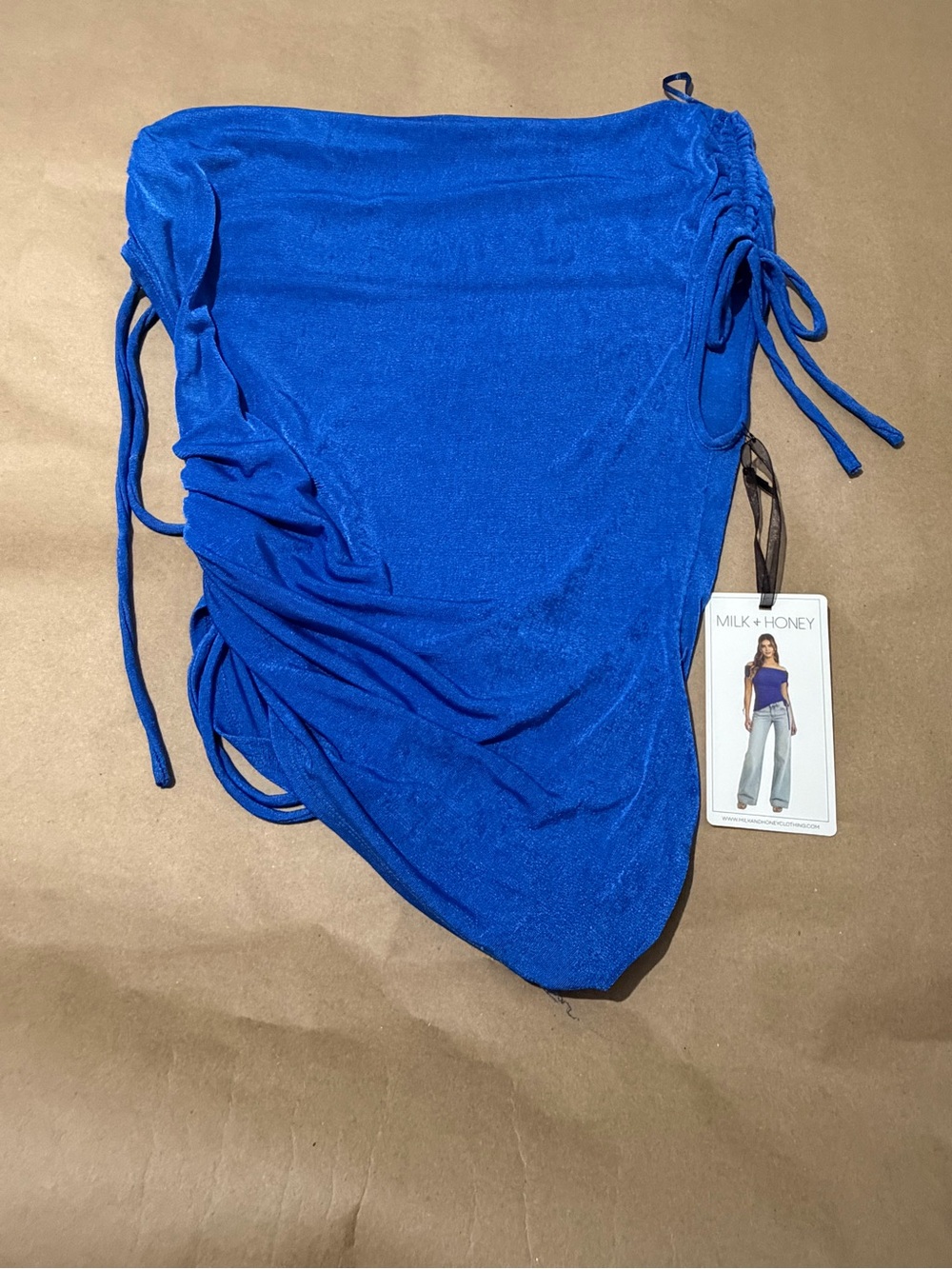 Milk + Honey Blue Off Shoulder Ruched Top Size L NWT 💙 - Picture 6 of 6